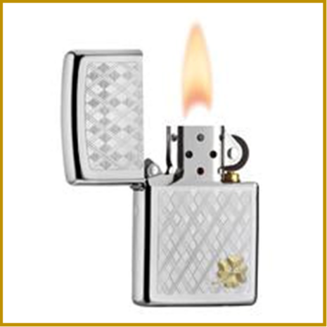 ZIPPO - KLAVER